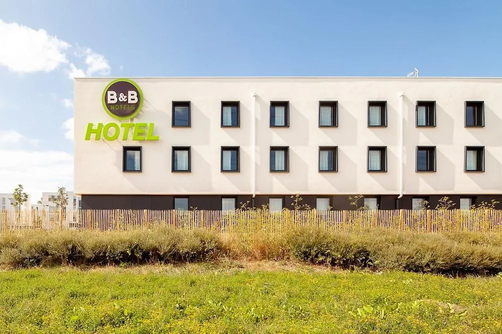 B&B Hotel Igny Palaiseau France